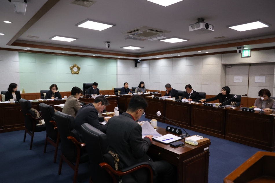제359회 동해시의회 임시회 제2차 본회의_3