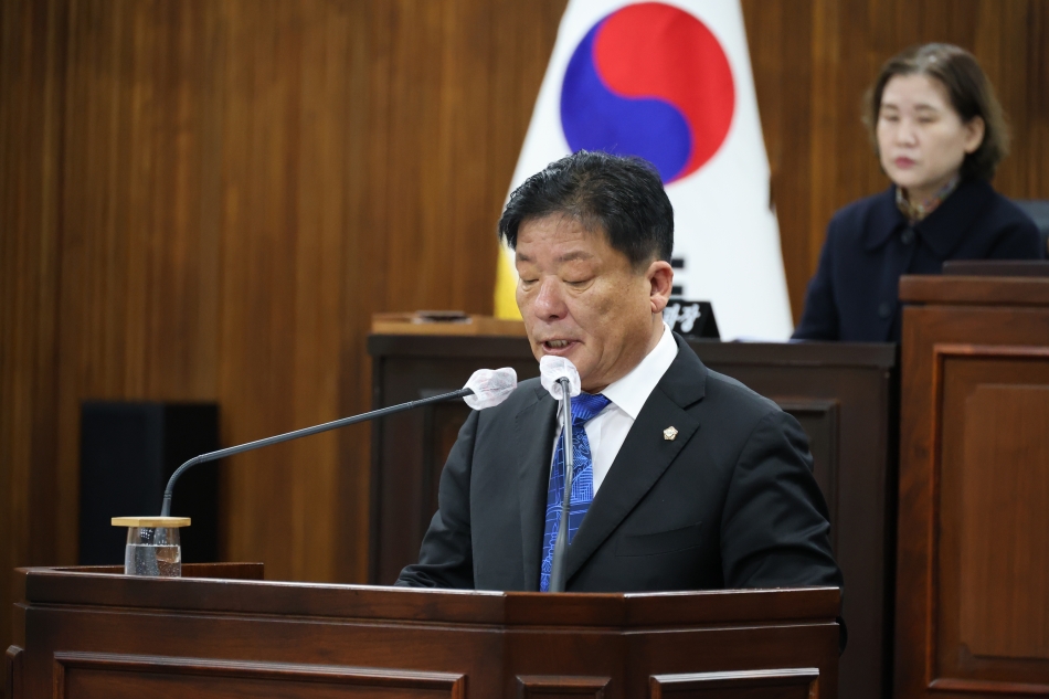 제359회 동해시의회 임시회 제3차 본회의_2