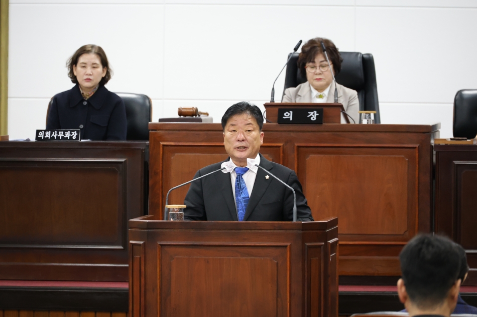 제359회 동해시의회 임시회 제3차 본회의_3