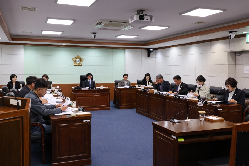 제360회 동해시의회 임시회 제1차 본회의_4