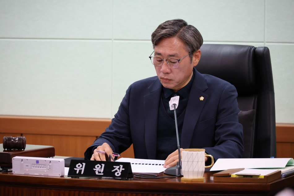 제361회 동해시의회 임시회 제1차 본회의_2