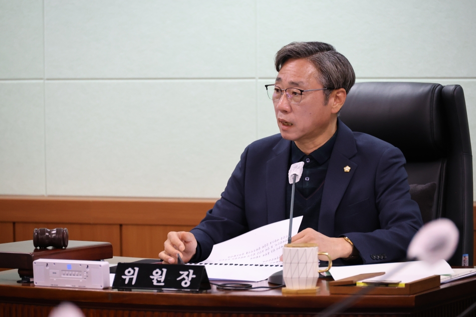 제361회 동해시의회 임시회 제1차 본회의_4