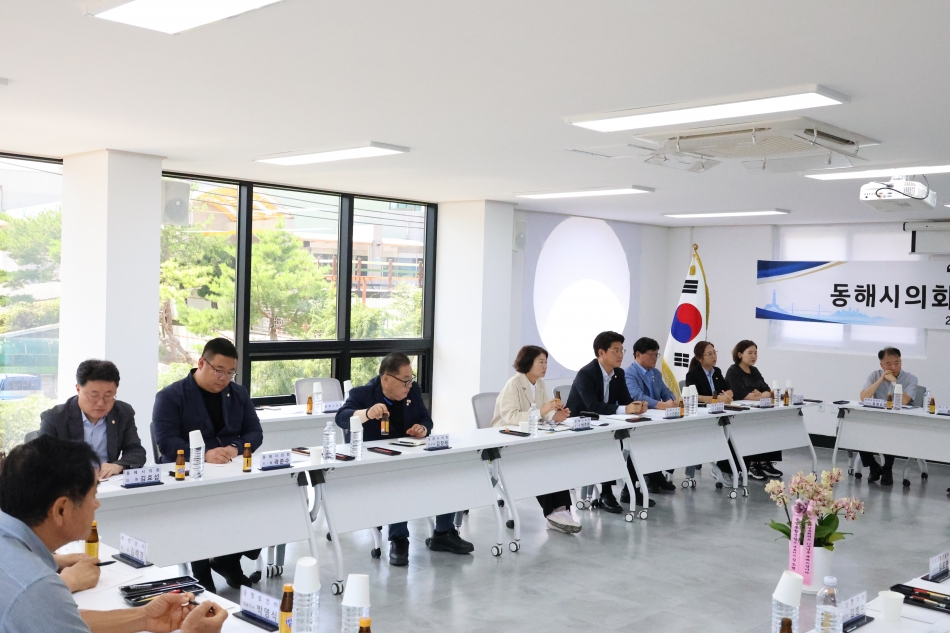 동해시의회-동해상공회의소 간담회_4