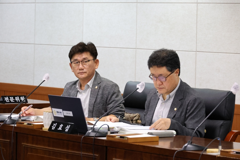 제365회 동해시의회 임시회 제2차 예결특위_6
